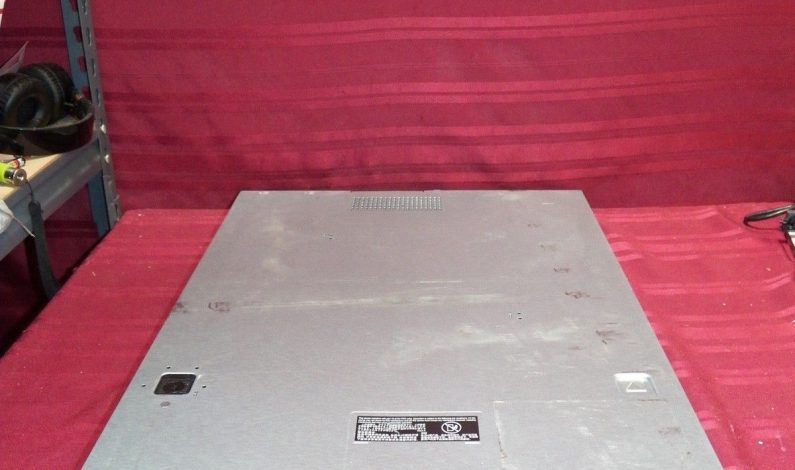 UXS Server FREENAS Storage 1U 4 Bay AMD 24 Core 1.9Ghz LSI 9211 HBA UNAID ZFS