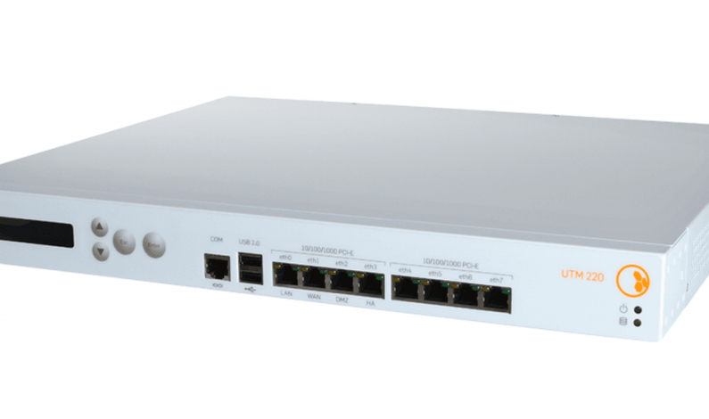 SOPHOS UTM 220 Rev5 FIREWALL ROUTER + Warranty