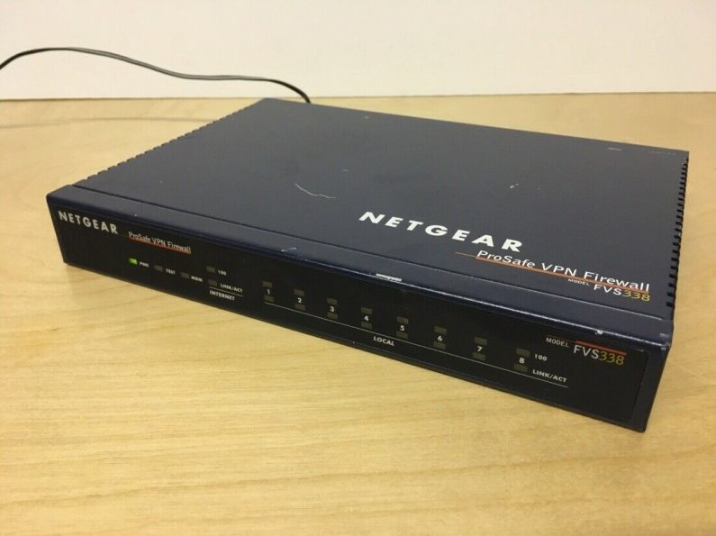 Netgear FVS338 Prosafe VPN Firewall 8-Port 10/100 Network Switch w/ AC Adapter